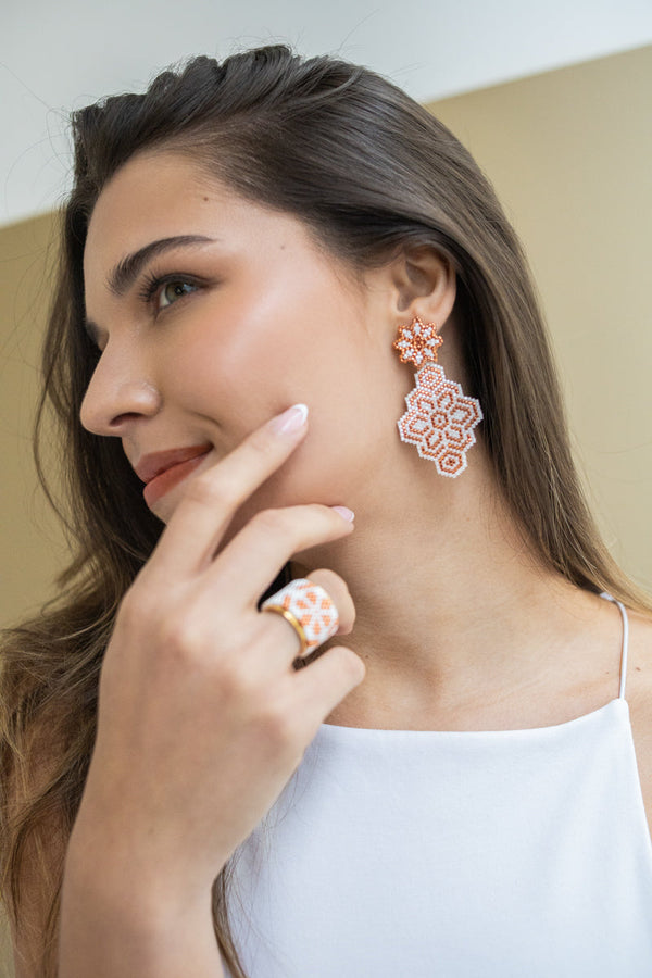 Aretes Ocre Blanco